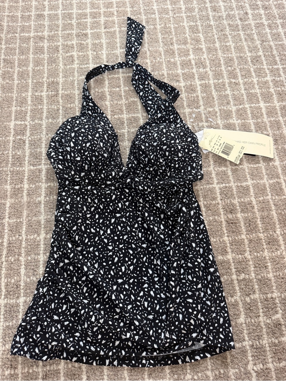 Profile By Gottex Black and White Halter tankini top